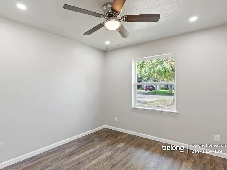 819 Wateka Way — Photo 14