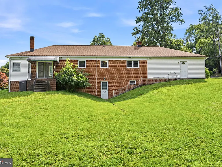 5233 Kerger Rd — Photo 39