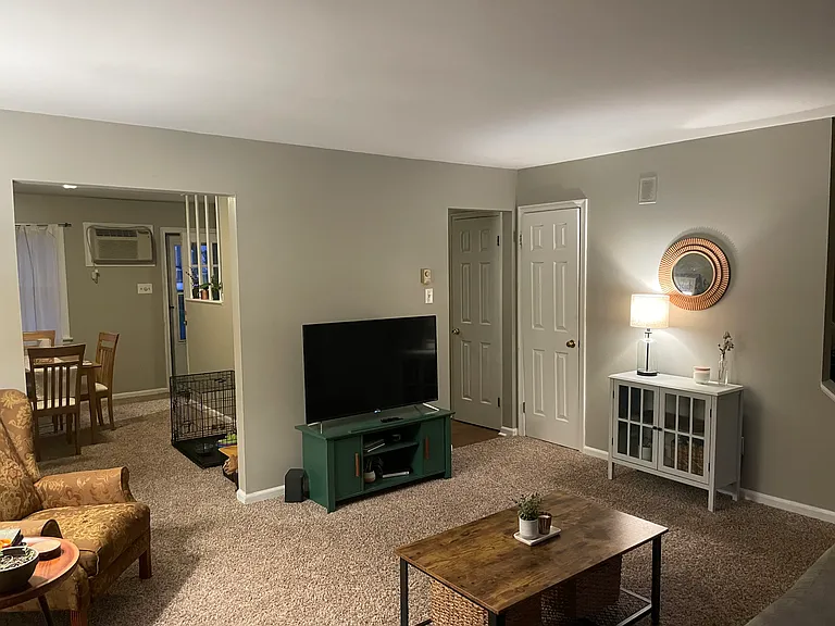 206 N Arch St — Photo 8