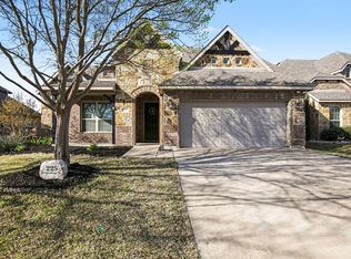 225 Hawks Ridge Trl, Burleson, TX 76028
