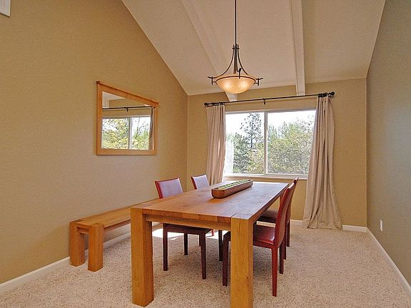 Dining room easily accomodates gatherings of all sizes.