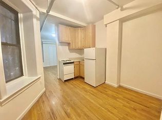 19 Stuyvesant St #A1, New York, NY 10003