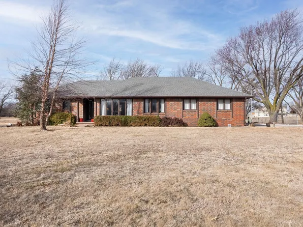 9901 N Meridian Ave, Valley Center, KS 67147