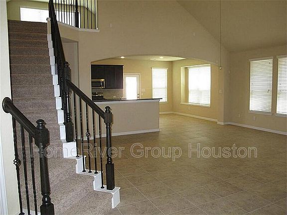 2nd image of 7007 Baitland Dr
