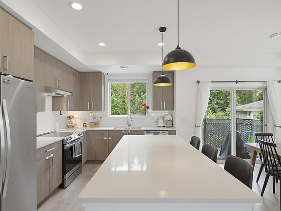 4th image of 34230 Elmwood Dr #38