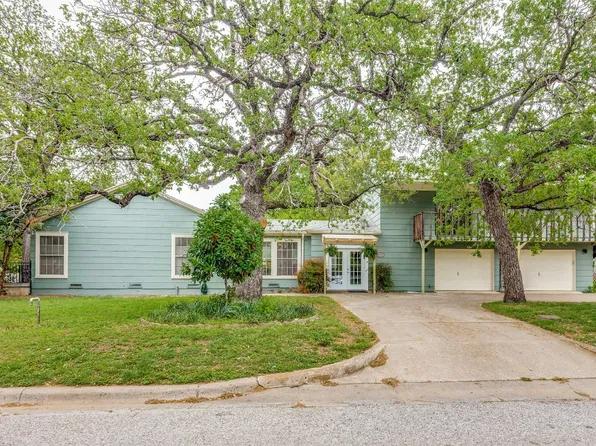 4913 Barbara Rd, River Oaks, TX 76114