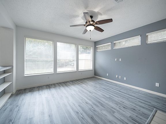 5th image of 1812 Ingleside Dr
