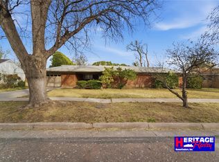 806 N 2nd St, Garden City, KS 67846
