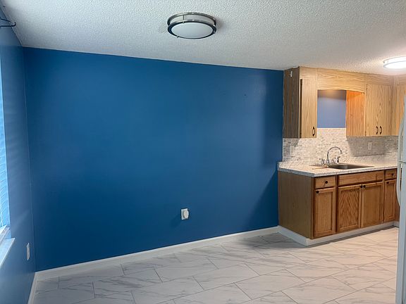 4th image of 7501 Beckers Ln APT 7A