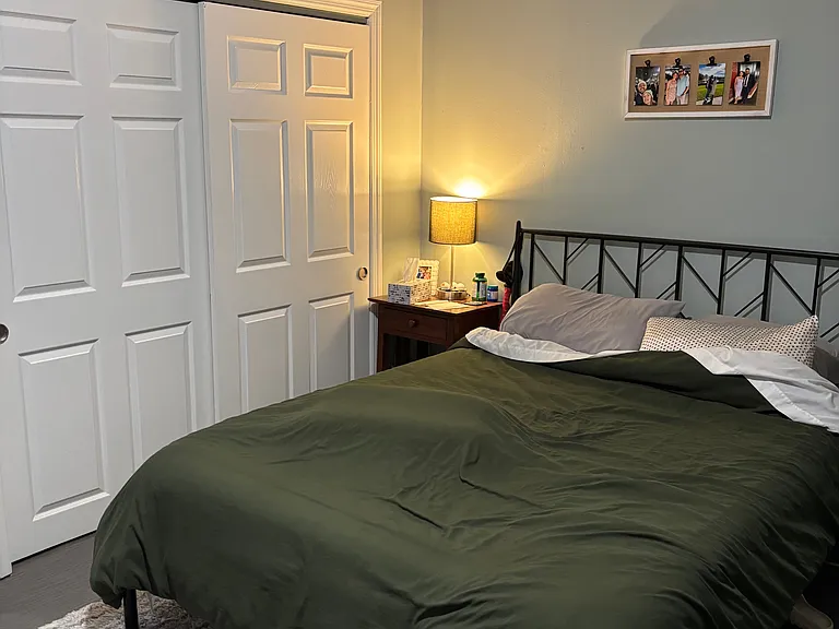 1217 Crease St #2 — Photo 3