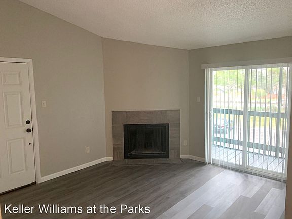 2nd image of 3756 Idlebrook 208 Cir