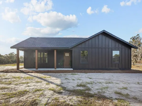 21613 73rd Rd, O'Brien, FL 32071