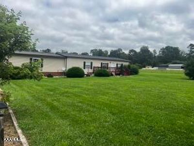 132 Gray Ln, Church Hill, TN, 37642
