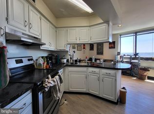 1420 Locust St APT 37B, Philadelphia, PA 19102