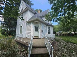 727 S Michigan St, Plymouth, IN 46563