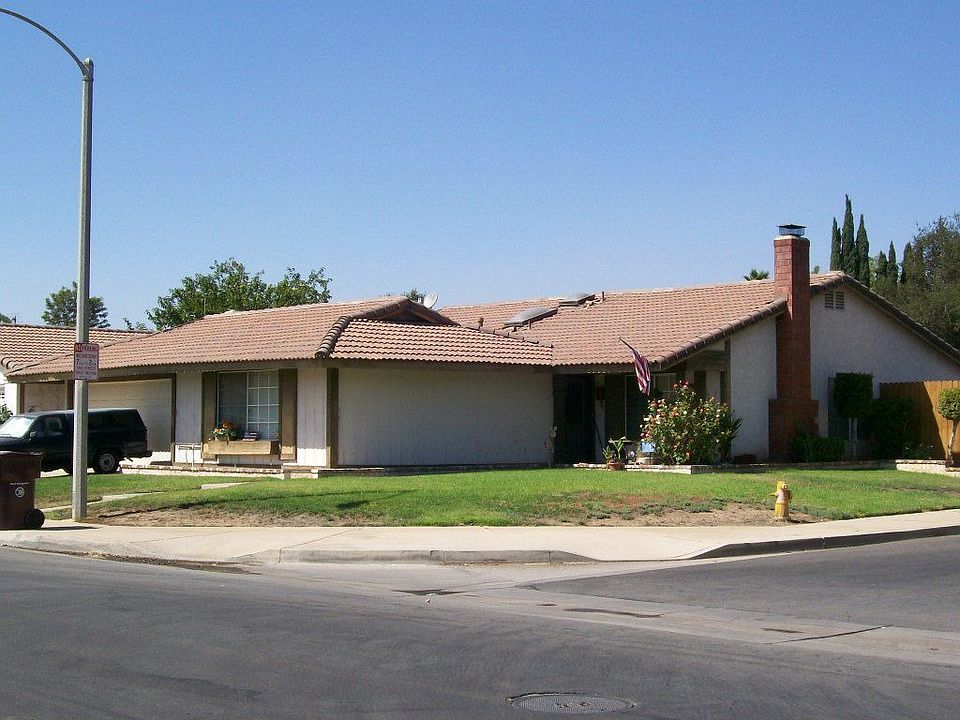 Courtesy of Park Place GMAC Real Estate