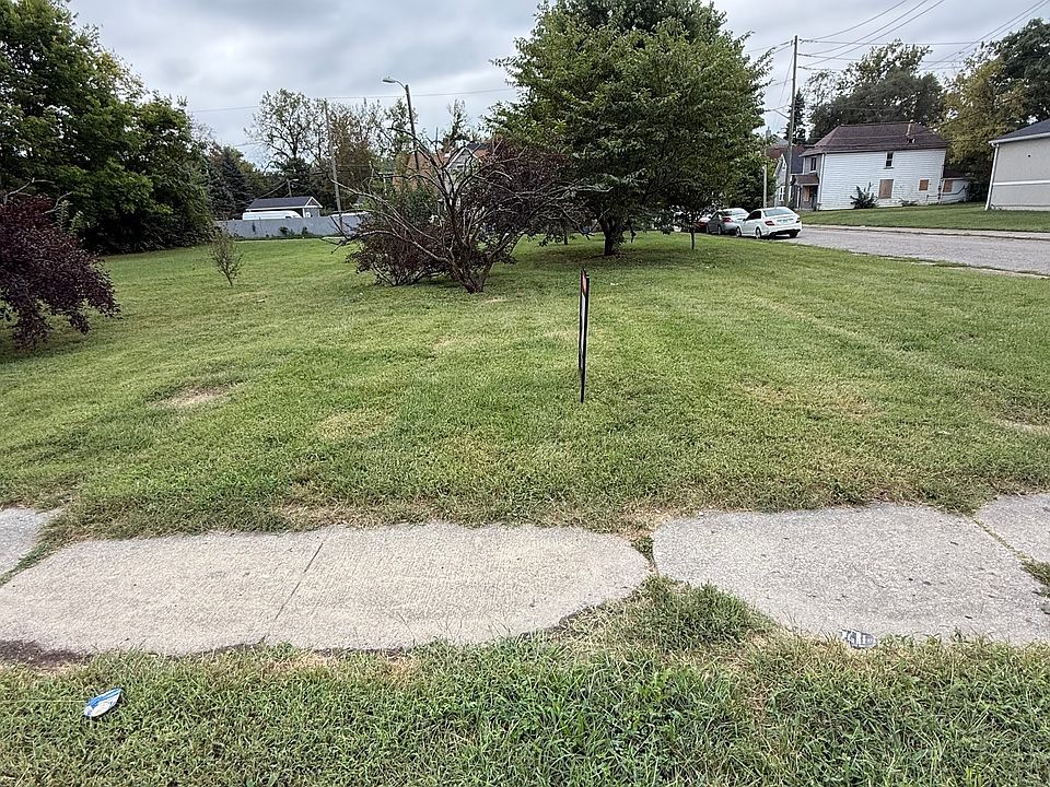 2nd image of 2501 Prospect St