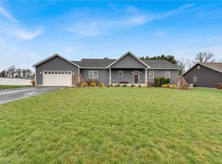 146 Juniper Dr, Columbiana, OH 44408