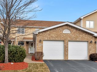8578 Tullamore Dr, Tinley Park, IL 60487