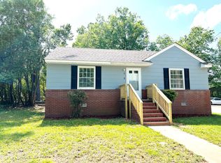 606 Windsor St, South Hill, VA 23970