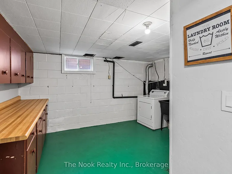 464 Gibbons St #BASEMENT — Photo 10