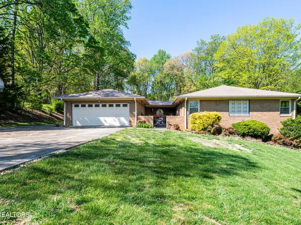 7569 Glastonbury Rd, Knoxville, TN 37931