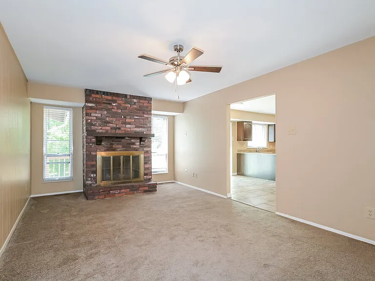 3825 Arbre Ln — Photo 6