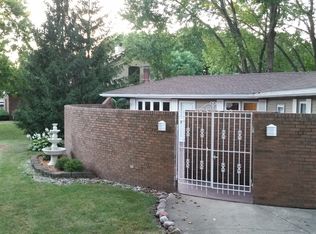 155 Wing Foot Dr, Springfield, IL 62704