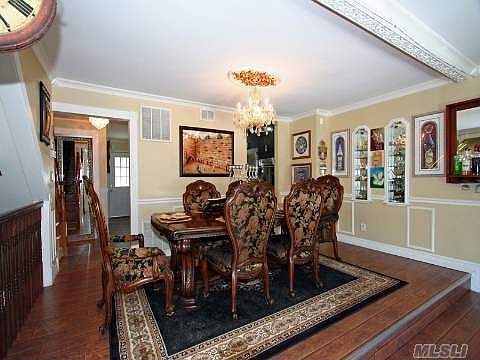 3rd image of 74 Woodlake Dr