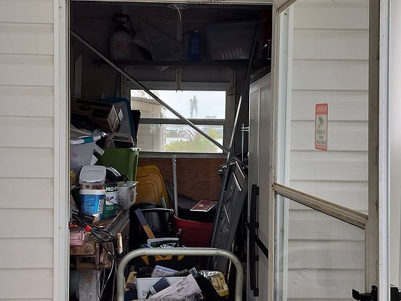 4th image of 9860 Booth Bay Dr