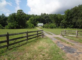 4947 W Midland Trl, Lexington, VA 24450