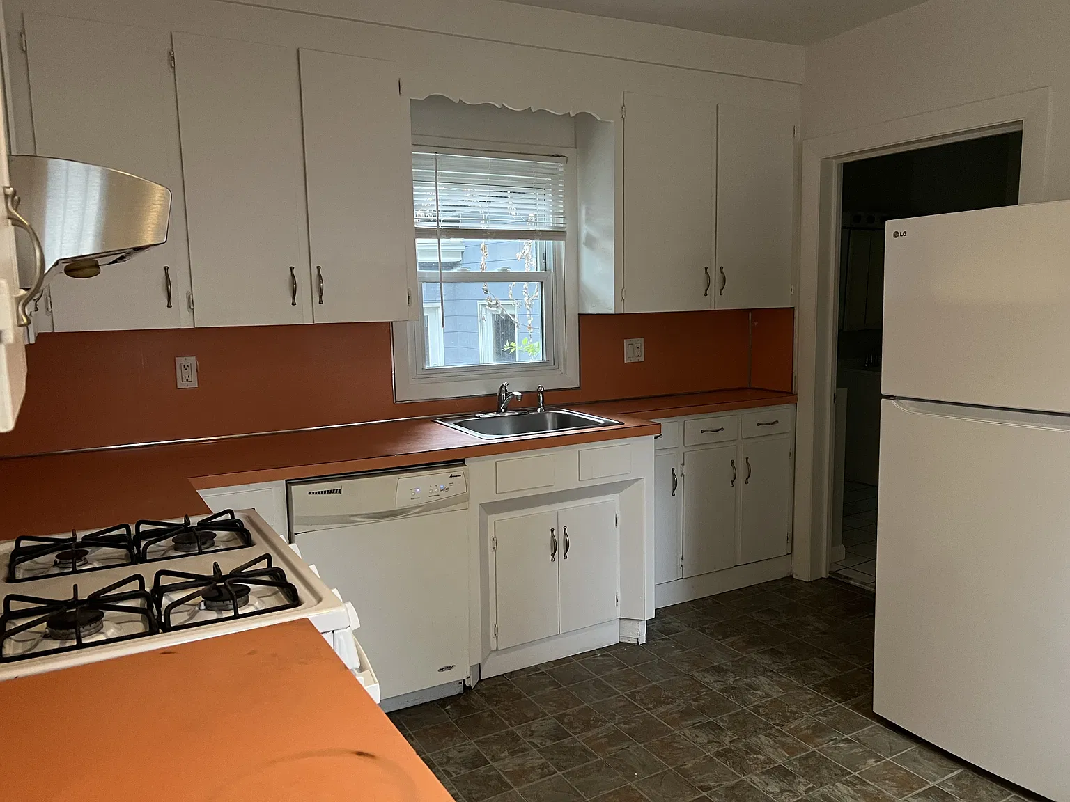 26 Carson Street - 1 — Photo 4