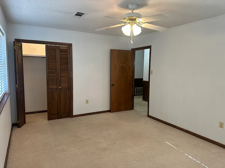 608 S Baridon St — Photo 22