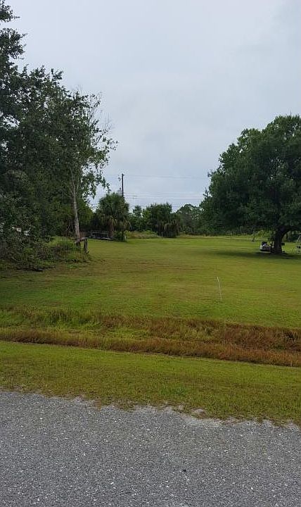 2nd image of 2760 NW 34th Ave