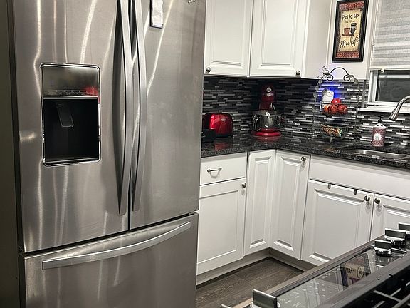 5th image of 1708 Southbridge Ct