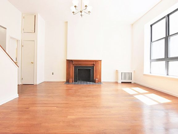 3rd image of 14 W 90th St APT 2B