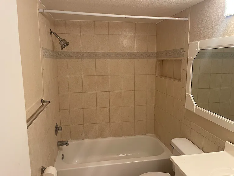 5633 Auld Ln — Photo 30