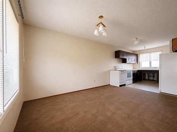 3rd image of 10813 W 98th Ave