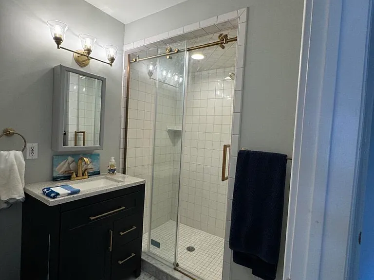 70 Wilson Ave — Photo 8