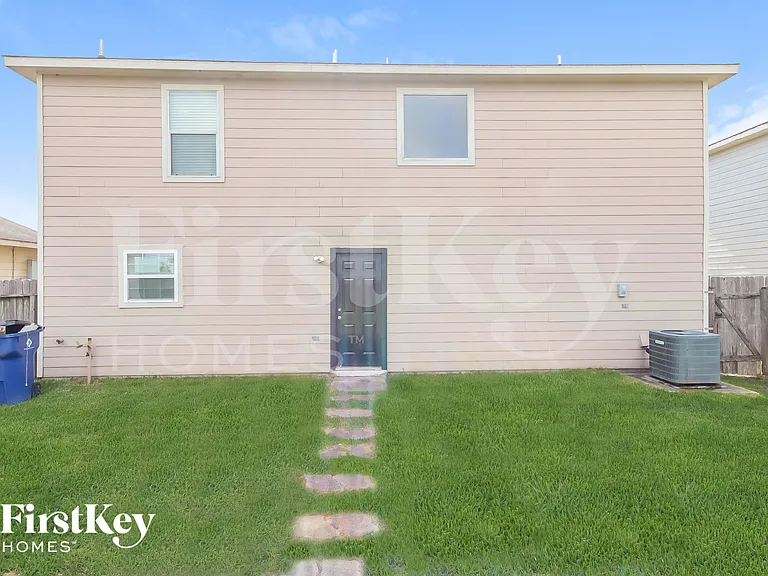 2621 Marlin Dr — Photo 16