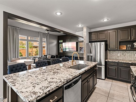 4th image of 10420 Garland Grove Way