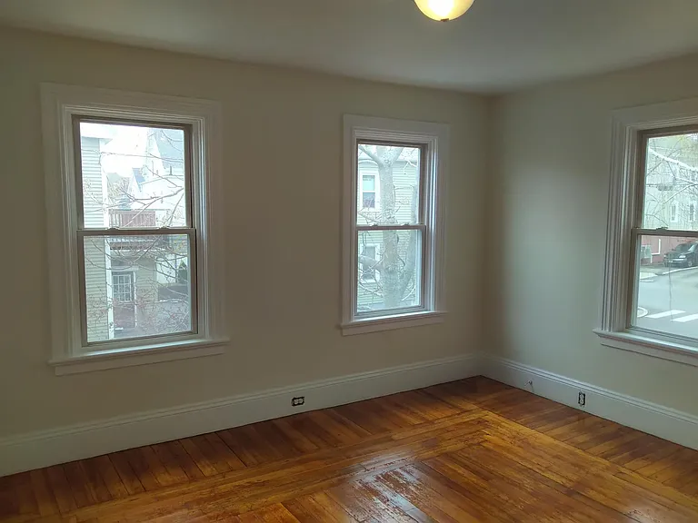 8 E Transit St #2 — Photo 5