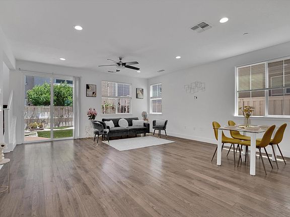 5th image of 1668 S Macias Pl