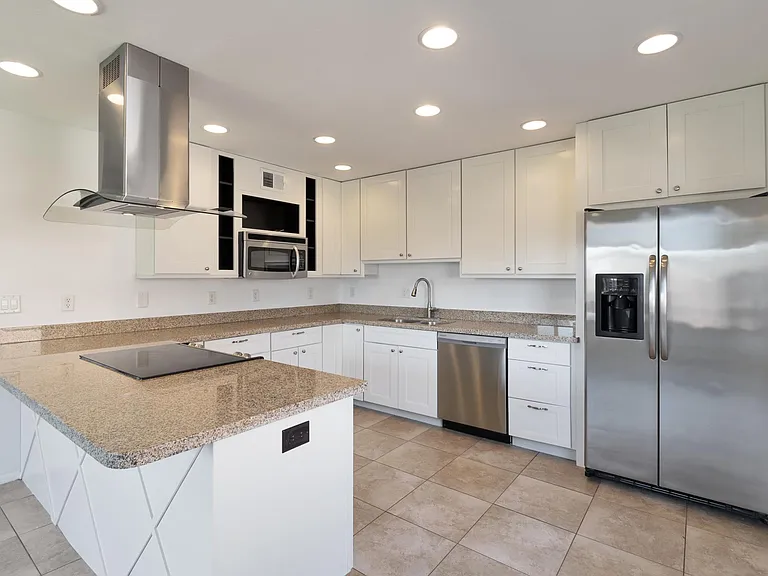8513 E Rancho Vista Dr — Photo 10
