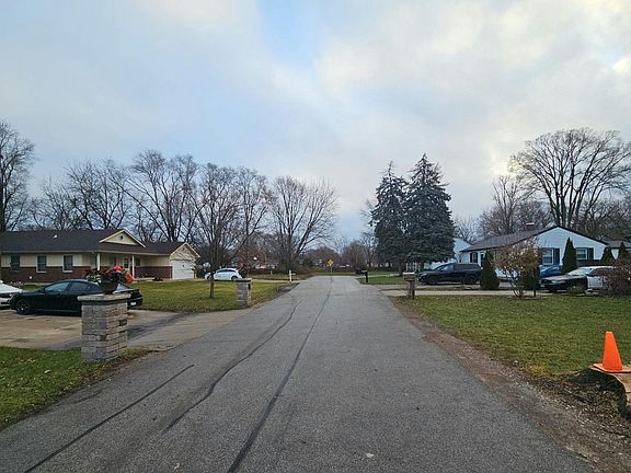 5th image of 491 Crystal Ave