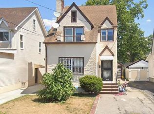 8515 151st St Floor 3, Jamaica, NY 11432