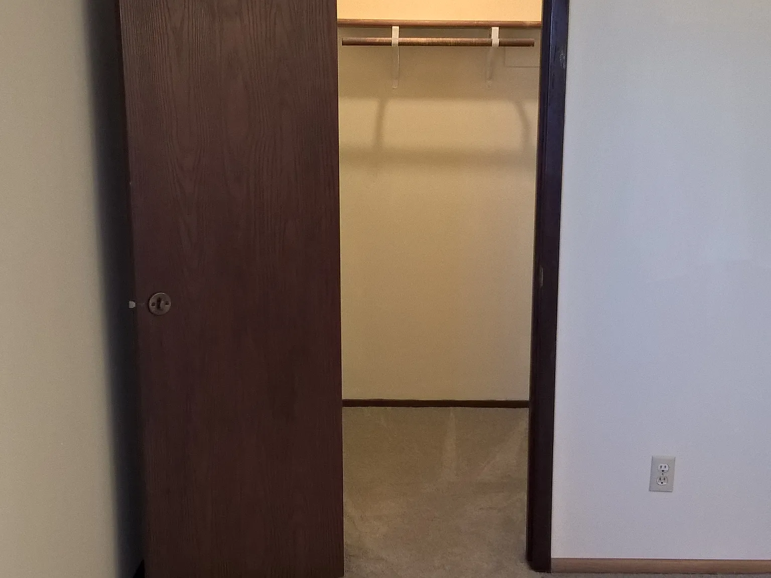 3 bed, 1.5 bath, 1024 sqft, $1,600 — Photo 4