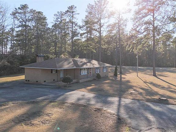 3rd image of 3880 Turbeville Hwy