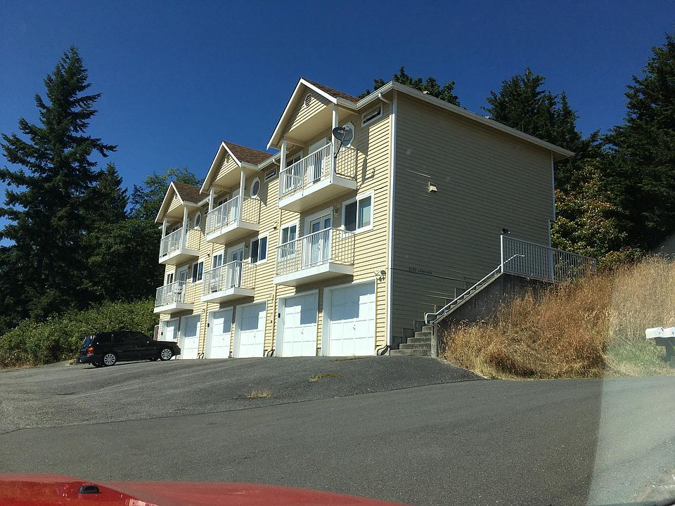 1st image of 8330 Hennings Dr APT 3