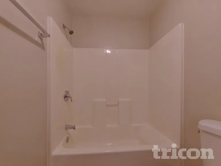 1619 Spring Hill Ct — Photo 16